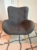 Vtwonen Vestbjerg Lina fauteuil - Stijlvolle grijze stoel, Huis en Inrichting, Fauteuils, Ophalen, 75 tot 100 cm, Zo goed als nieuw