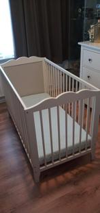 Baby uitzet: Ledikantje, Wippertje & Kinderstoel, Ophalen, Gebruikt, Ledikant