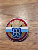 V 213 Vintage Speldje Religie met Kroon en Initialen, Verzamelen, Speldjes, Pins en Buttons, Ophalen of Verzenden, Gebruikt