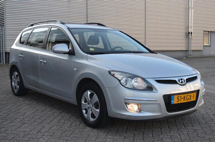 Hyundai I30 CW 1.4i Blue Dynamic bj09 airco schuifdak pdc te, Auto's, Hyundai, Bedrijf, Te koop, i30, ABS, Airbags, Airconditioning
