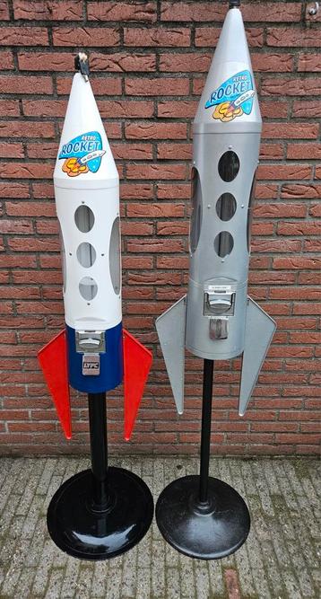 FIFTIES SIXTIES RETRO ROCKET RAKET  KAUWGOMBALLEN AUTOMATEN  beschikbaar voor biedingen