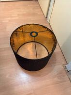 Zwarte lampenkap met gouden binnenkant, Huis en Inrichting, Lampen | Lampenkappen, 25 tot 50 cm, Zwart, Ophalen of Verzenden, Zo goed als nieuw
