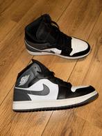 Nike Jordan Sneakers - Maat 44, Zwart, Ophalen of Verzenden, Sneakers of Gympen, Zo goed als nieuw