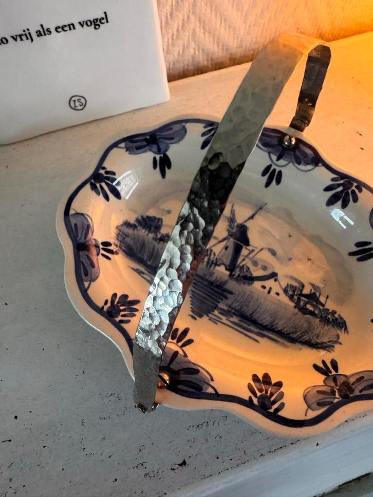 Delfts Blauw Schaal met Molen, Antiek en Kunst, Antiek | Schalen, Ophalen of Verzenden