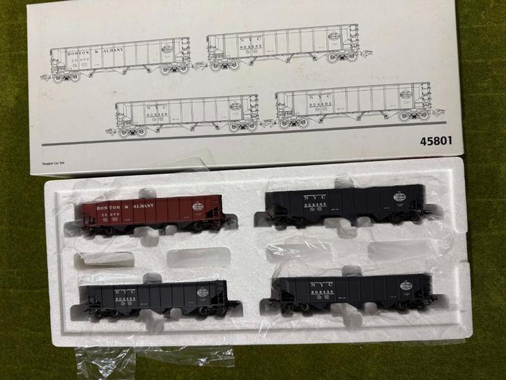 Märklin Set 45801 Boston & Albany Hopperwagens, Hobby en Vrije tijd, Modeltreinen | H0, Zo goed als nieuw, Wagon, Wisselstroom