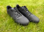 Dutchy voetbalschoenen maat 45, Kleding | Heren, Schoenen, Ophalen of Verzenden, Zo goed als nieuw, Zwart, Sportschoenen