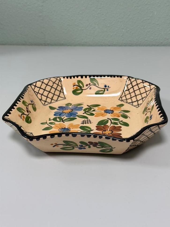 Vintage Handbeschilderde Aardewerk Schaal A Mertens Jamioulx, Antiek en Kunst, Antiek | Schalen, Ophalen of Verzenden