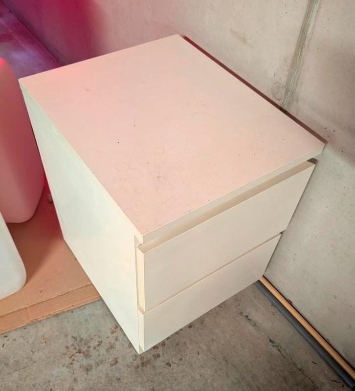 Ikea Malm Nachtkastje Wit - 2 Lades, Huis en Inrichting, Slaapkamer | Nachtkastjes, Gebruikt, 55 tot 70 cm, Minder dan 45 cm, Hout