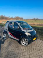 MCC Smart 0.6 40KW 1999 Grijs, Auto's, Overige Auto's, 54 pk, 18 €/maand, Origineel Nederlands, 3 cilinders