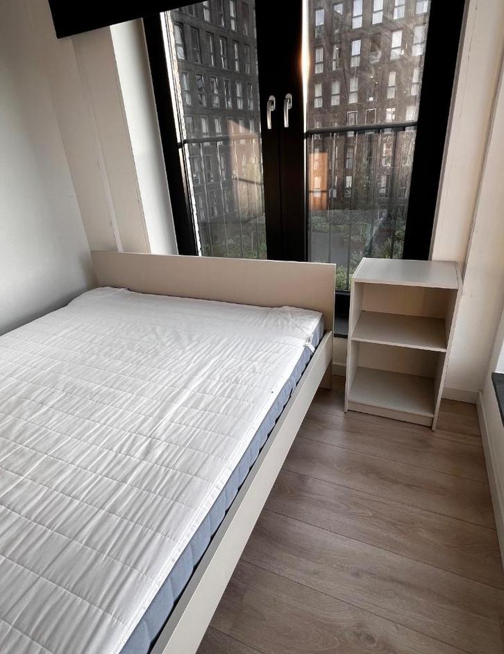 MOET DEZE WEEK WEG: Bed, kastje, bureau, Huis en Inrichting, Slaapkamer | Bedden, Gebruikt, Eenpersoons, 90 cm, Hout, Wit, Ophalen
