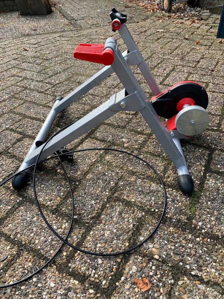 Fiets trainer, de winter komt er aan! Binnen verder fietsen!, Sport en Fitness, Wielrennen, Zo goed als nieuw, Overige typen, Ophalen