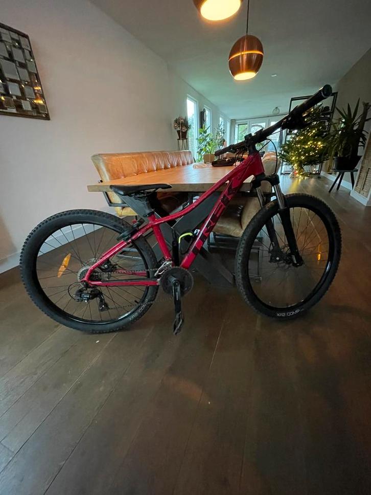 2X Trek Marlin 4 Mountainbike 27,5 Inch, Fietsen en Brommers, Fietsen | Crossfietsen en BMX, Zo goed als nieuw, 24 inch of meer
