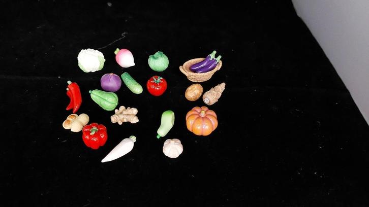 (833)  Miniatuur groente 19-delig, Kinderen en Baby's, Speelgoed | Poppenhuizen, Nieuw, Toebehoren, Ophalen of Verzenden
