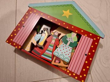 Houten Kerststal - Compact & Kleurrijk beschikbaar voor biedingen