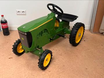 Nieuwe Ertl stalen John Deere tractor met flexibele voor as beschikbaar voor biedingen