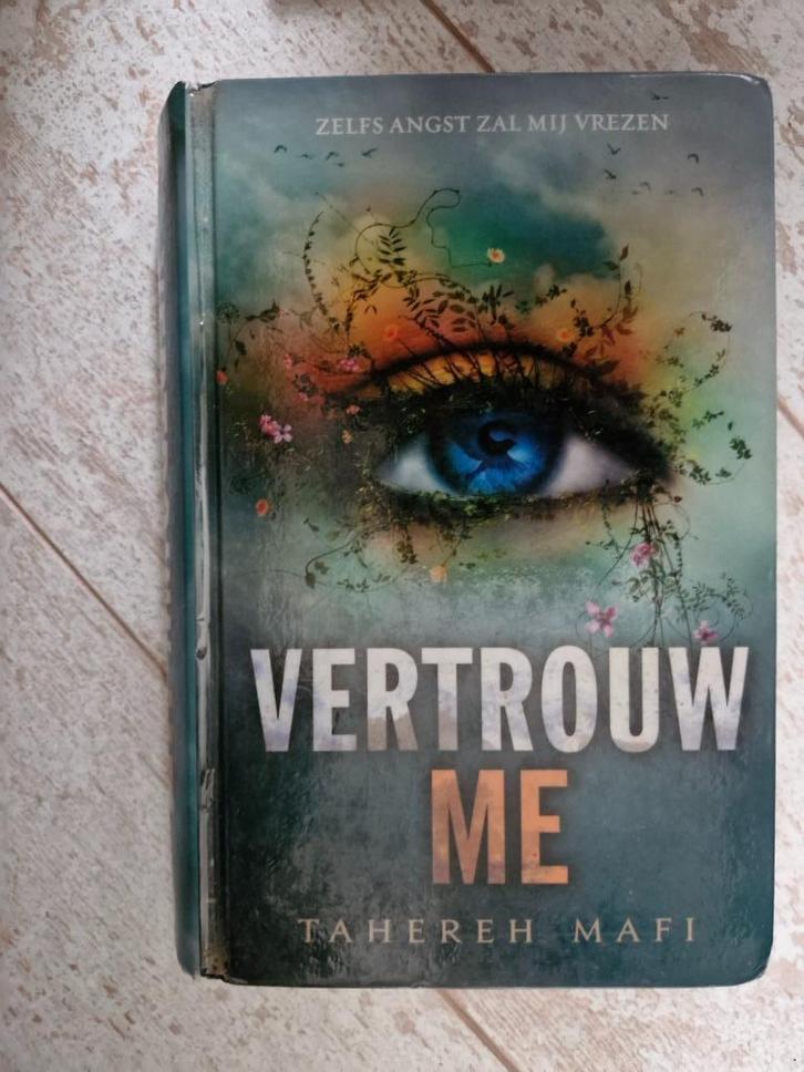 Vertrouw me Tahereh Mafi, Boeken, Fantasy, Gelezen, Ophalen