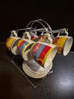 Leuk setje kopje op een rekje, Huis en Inrichting, Keuken | Servies, Ophalen, Zo goed als nieuw, Overige stijlen, Kop(pen) en/of Schotel(s)