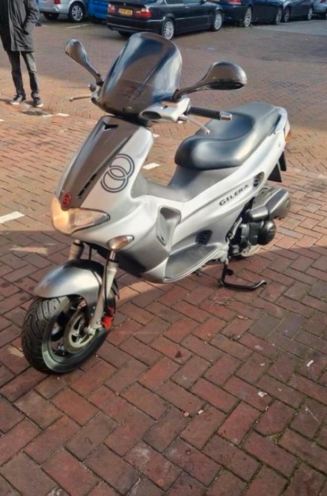 Gilera Runner 300cc Custom - Gereviseerd!, Fietsen en Brommers, Scooters | Piaggio, Zo goed als nieuw, Overige modellen, Maximaal 45 km/u