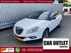 Lancia Delta 1.4 M.air Silver 2e Eignr, Leer/Alc, Clima, Nav, Auto's, Lancia, Voorwielaandrijving, 1295 kg, Wit, Origineel Nederlands