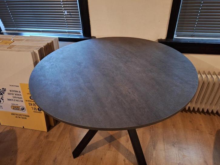 Ikea tafel mariedamm, Huis en Inrichting, Tafels | Eettafels, Zo goed als nieuw, 100 tot 150 cm, 100 tot 150 cm, Vier personen