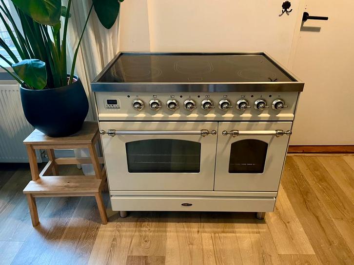 Prachtig 90cm keramisch Boretti fornuis! Zeer netjes!, Witgoed en Apparatuur, Kookplaten, Zo goed als nieuw, Vrijstaand, Keramisch