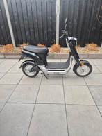 Elektrische scooter sym 60V, Fietsen en Brommers, Ophalen, Gebruikt, Maximaal 45 km/u, Elektrisch