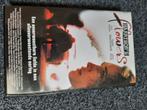 HARRISON'S FLOWERS! Mooie Speelfilm met A.Mc Dowel Op VIDEO!, Alle leeftijden, Verzenden, Zo goed als nieuw, Thrillers en Misdaad