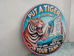 WANDPLAAT  PUT  A  TIGER  IN  YOUR  TANK!!, Ophalen of Verzenden, Transport