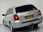 Toyota Avensis Wagon 2.0 VVTi Executive AUT Leder Stoelverwa, 1998 cc, 4 cilinders, Euro 4, Zilver of Grijs