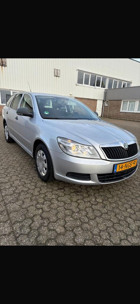 Skoda Octavia 1.2 TSI Combi 2010 Grijs, Auto's, Skoda, Particulier, Octavia, Airbags, Airconditioning, Centrale vergrendeling