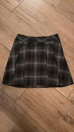 Korte rok met ruit motief. Maat 36, Kleding | Dames, Rokken, Ophalen of Verzenden, Zo goed als nieuw, Zwart, Boven de knie