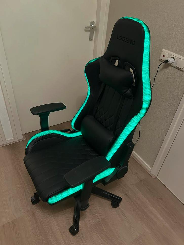 JYSK Gaming/Bureaustoel met LED Verlichting, Huis en Inrichting, Bureaustoelen, Gebruikt, Bureaustoel, Zwart, Gaming bureaustoel