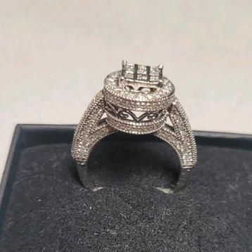 Unieke wit gouden 18k ring / kroon / VOL DIAMANT / NIEUW! beschikbaar voor biedingen