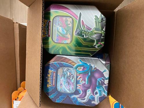 Pokemon paradox clash ex tins sealed, Hobby en Vrije tijd, Verzamelkaartspellen | Pokémon, Nieuw, Overige typen, Ophalen of Verzenden