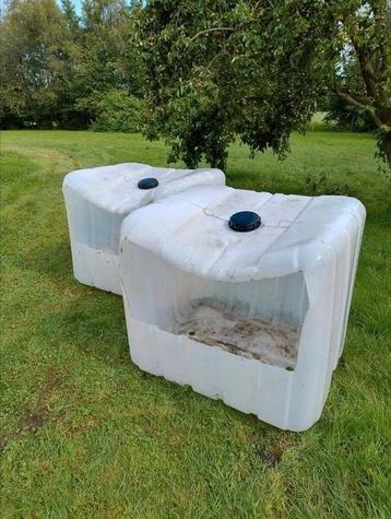 2 x IBC Container voor opslag beschikbaar voor biedingen