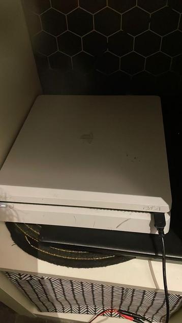 Playstation4+ 4controllers beschikbaar voor biedingen