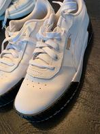 Puma maat 37/38 wit, Kleding | Dames, Schoenen, Ophalen of Verzenden, Zo goed als nieuw, Wit, Sneakers of Gympen