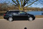 Toyota Avensis Wagon 2.2 D-4D Linea Luna, Auto's, Voorwielaandrijving, 4 cilinders, Zwart, Origineel Nederlands