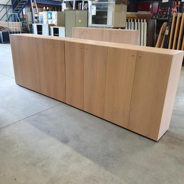 2-delige houten kast 8-deurs - 120x360x45 cm beschikbaar voor biedingen