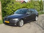 Youngtimer BMW 3-Serie 2.5 I 325 Touring AUT 2006 Grijs, Auto's, Automaat, Achterwielaandrijving, Overige bekleding, 11 km/l
