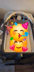 Co-sleeper baby wieg - zo goed als nieuw!, Kinderen en Baby's, Babywiegjes en Ledikanten, Ophalen, Zo goed als nieuw, Wieg