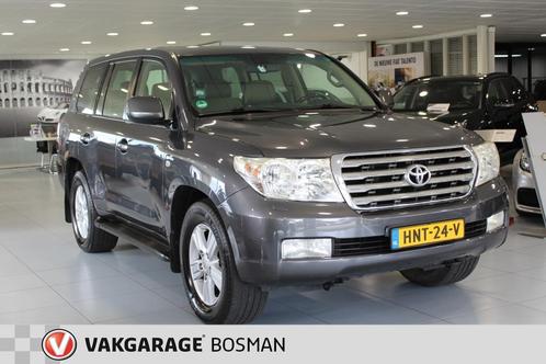 Toyota Land Cruiser V8 4.5 D-4D Exec. 7p. Youngtimer., Auto's, Toyota, Land Cruiser V8, Achteruitrijcamera, Airconditioning, Climate control