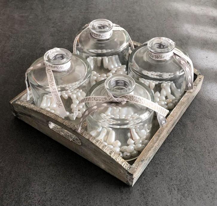 Dienblad met 4 vaasjes, 22x22cm, Huis en Inrichting, Woonaccessoires | Dienbladen, Zo goed als nieuw, Ophalen of Verzenden