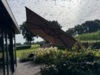 Madison Zweefparasol 3x3,5m met voet - Zo goed als nieuw, Tuin en Terras, Kantelbaar, Ophalen of Verzenden, 3 tot 4 meter, Zweefparasol