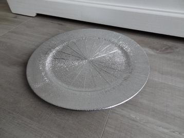 Onderbord/Kaarsplateau Zilverkleurig 33 CM >Snelle Verzendin beschikbaar voor biedingen