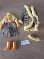 Vintage Barbie Francie set #1245 Snake Charmers., Verzamelen, Poppen, Ophalen of Verzenden, Gebruikt