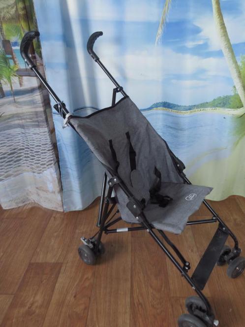 grijze  paraplu buggy van mots d 'enfants, Kinderen en Baby's, Buggy's, Gebruikt, Overige merken, Ophalen