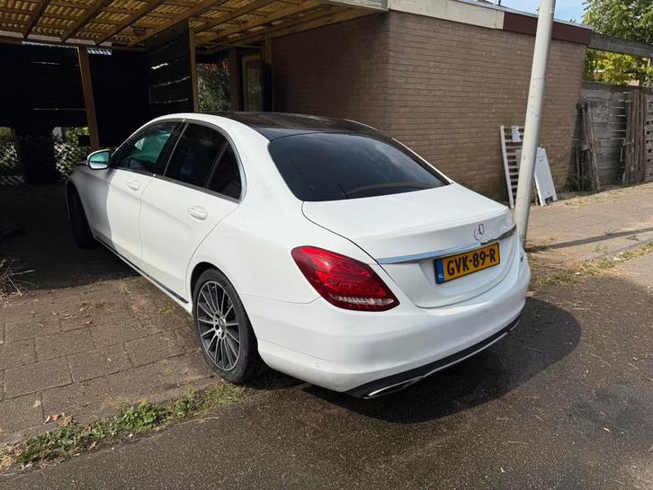 Mercedes Benz C300 Benzine Automaat 2018, Auto diversen, Schadeauto's, Mercedes-Benz, Automaat, Benzine, Sedan, Wit, Ophalen