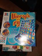 Vier op een rij, Hobby en Vrije tijd, Gezelschapsspellen | Overige, Ophalen of Verzenden, Zo goed als nieuw