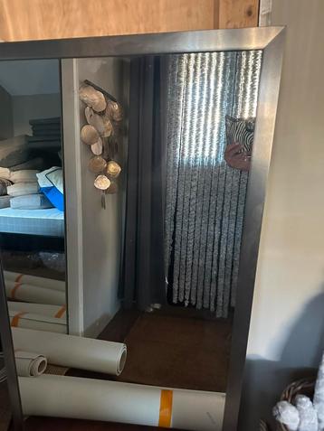 Spiegel - Fendt caravan beschikbaar voor biedingen